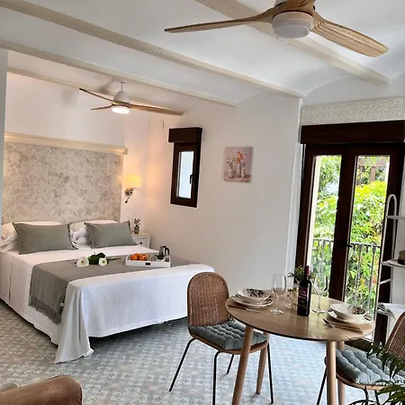 Loft Balcones De La Juderia Апартаменти